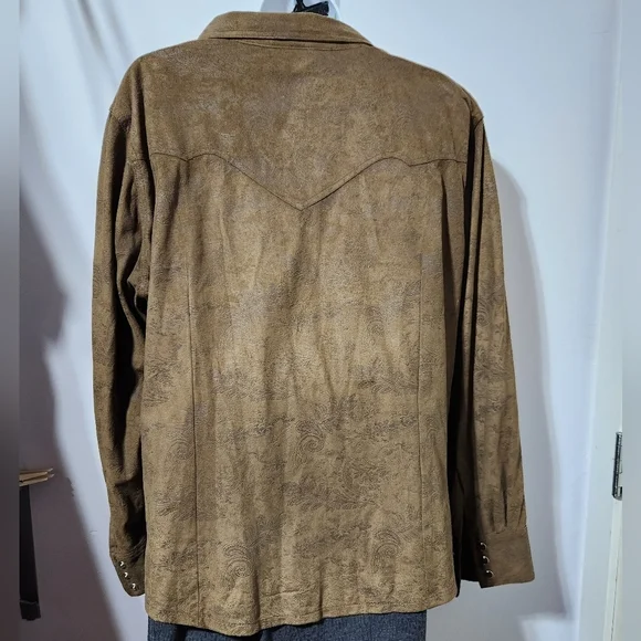 Outback Trading Company Button down - Picture 4 of 5